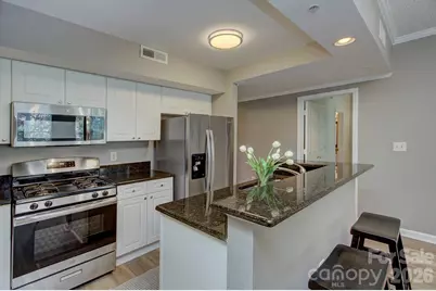 405 W 7th Street #303, Charlotte, NC 28202 - Photo 14
