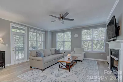 405 W 7th Street #303, Charlotte, NC 28202 - Photo 14