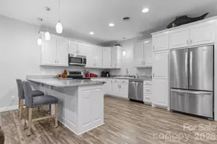 202 Ivy Ct, Morganton, NC 28655 - Photo 14