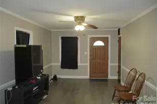 307 6th St, Belmont, NC 28012 - Photo 6