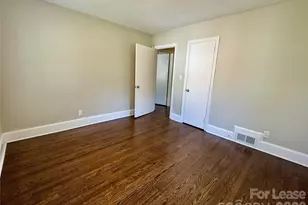 106 Crest St, Mount Holly, NC 28120 - Photo 8