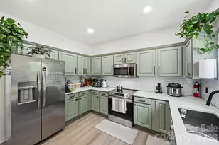 6058 Ironwood Ct, Harrisburg, NC 28075 - Photo 12