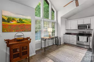 147 Club Colony Ln, Lake Toxaway, NC 28747 - Photo 10