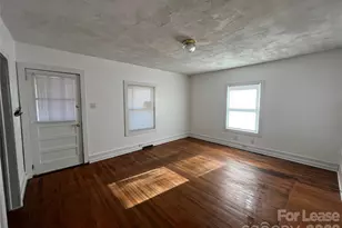 224 Howard St, Mount Holly, NC 28120 - Photo 2