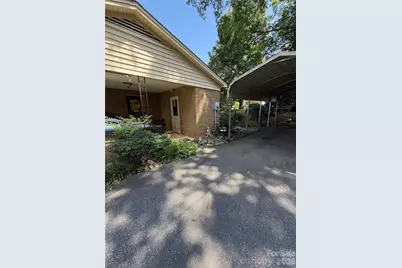 9108 Wilson Heights Avenue, Hildebran, NC 28637 - Photo 8