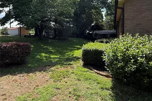 9108 Wilson Heights Ave, Hildebran, NC 28637 - Photo 12