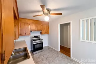318 Mitchell St, Belmont, NC 28012 - Photo 8