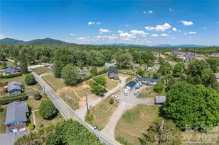 32 Oak Hill Rd, Candler, NC 28715 - Photo 28