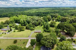 478 River Hill Rd, Statesville, NC 28625 - Photo 32
