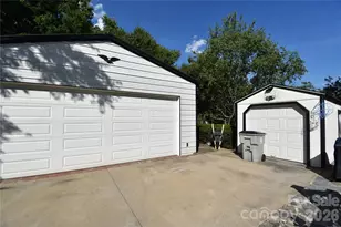 212 Sharon Ave NW, Lenoir, NC 28645 - Photo 6