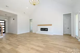 1012 Harrogate Dr, Bessemer City, NC 28016 - Photo 8