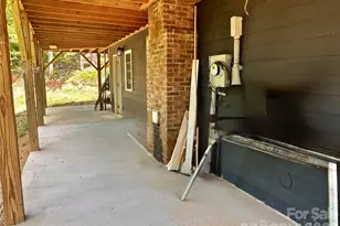 2825 Harrell Hill Rd, Bakersville, NC 28705 - Photo 24
