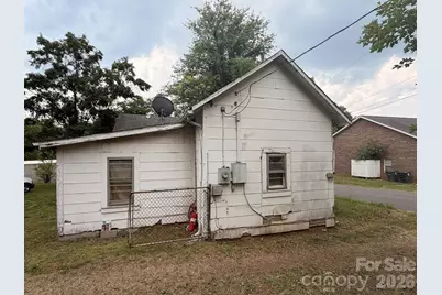 430 E D Street, Newton, NC 28658 - Photo 4