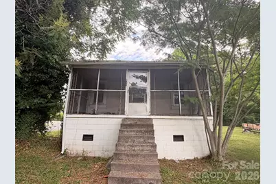430 E D Street, Newton, NC 28658 - Photo 2