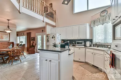 518 Forest Ridge Drive, Mars Hill, NC 28754 - Photo 4