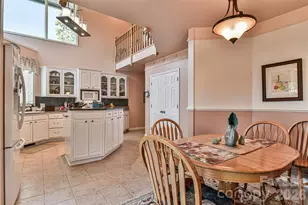518 Frst Rdg Dr, Mars Hill, NC 28754 - Photo 6
