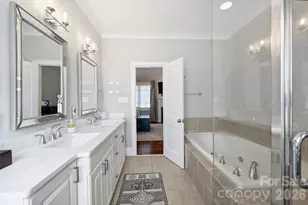 237 Hunter Ln, Charlotte, NC 28211 - Photo 26