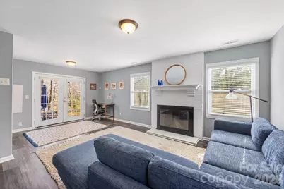 4914 Glenbrier Drive, Charlotte, NC 28212 - Photo 12
