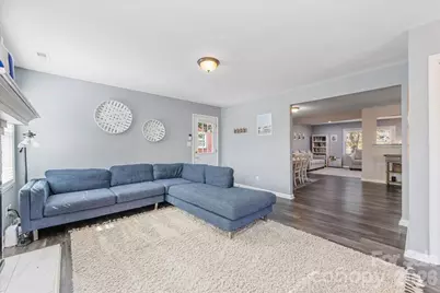 4914 Glenbrier Drive, Charlotte, NC 28212 - Photo 14