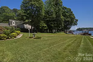 8226 Normandy Rd, Denver, NC 28037 - Photo 4