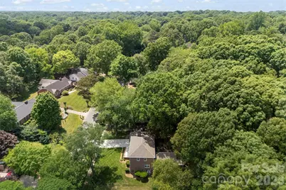6613 Rocky Falls Road, Charlotte, NC 28211 - Photo 40