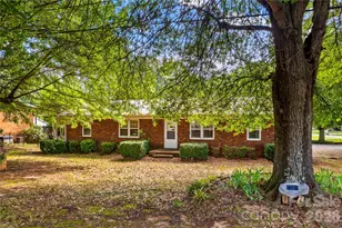 1059 Shearers Rd, Mooresville, NC 28115 - Photo 4