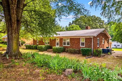 1059 Shearers Road, Mooresville, NC 28115 - Photo 2