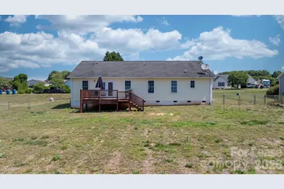 2633 Broodmare Drive, Maiden, NC 28650 - Photo 14