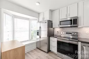 204 Heritage Pkwy, Fort Mill, SC 29715 - Photo 6