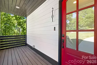 2101 Highland View Lane, Charlotte, NC 28214 - Photo 4