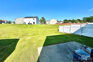 6342 Ziegler Ln, Charlotte, NC 28269 - Photo 2