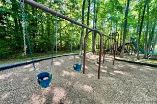 6342 Ziegler Ln, Charlotte, NC 28269 - Photo 12