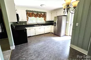 557 Goldmoor Dr NE, Concord, NC 28025 - Photo 8