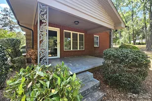 557 Goldmoor Dr NE, Concord, NC 28025 - Photo 2