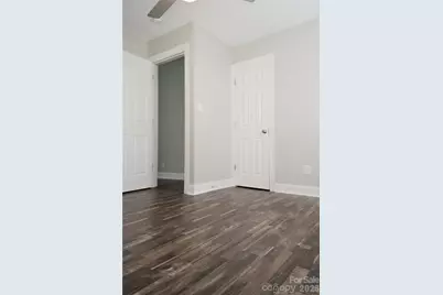 1215 W 4th Avenue, Gastonia, NC 28052 - Photo 14