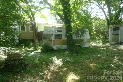 407 N Pear Street, Gastonia, NC 28054 - Photo 8