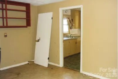407 N Pear Street, Gastonia, NC 28054 - Photo 30
