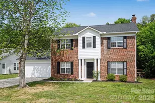 12127 Landing Green Dr, Charlotte, NC 28277 - Photo 1