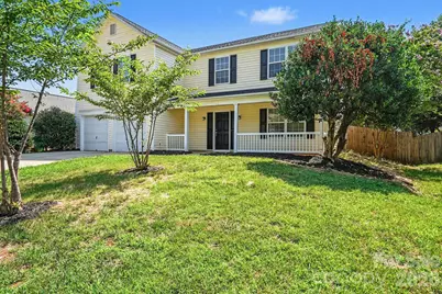 9828 Aventide Lane, Charlotte, NC 28215 - Photo 2