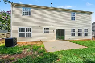 9828 Aventide Ln, Charlotte, NC 28215 - Photo 24