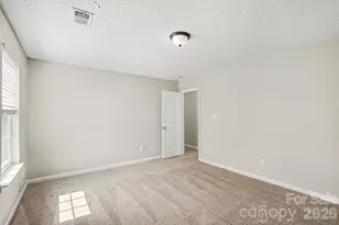 9828 Aventide Ln, Charlotte, NC 28215 - Photo 12