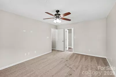 9828 Aventide Lane, Charlotte, NC 28215 - Photo 10