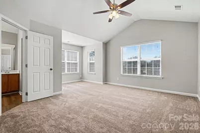 7824 Belchester Circle, Charlotte, NC 28215 - Photo 10