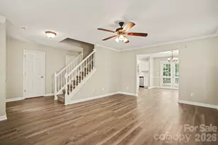 12505 Britton Wood Pl, Charlotte, NC 28278 - Photo 2