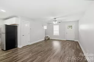 3109 Cochrane Dr, Charlotte, NC 28269 - Photo 4