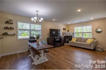 101 Towne Place, Clyde, NC 28721 - Photo 4