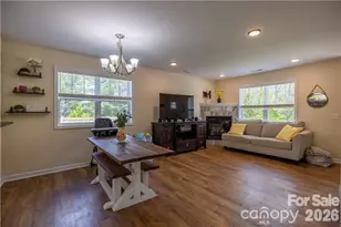 101 Towne Pl, Clyde, NC 28721 - Photo 4