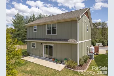 101 Towne Place, Clyde, NC 28721 - Photo 26