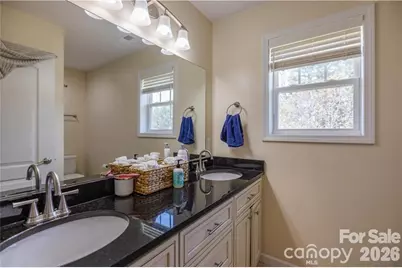 101 Towne Place, Clyde, NC 28721 - Photo 14