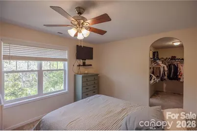 101 Towne Place, Clyde, NC 28721 - Photo 12
